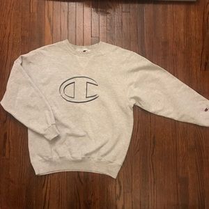Vintage Champion Sweatshirt